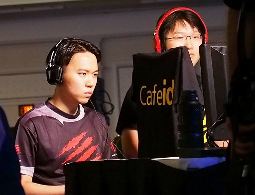 画像ギャラリー No.013のサムネイル画像 / ［EVO2013］ 各競技タイトルの優勝者達と，上位入賞を果たした日本勢へのミニインタビューを掲載