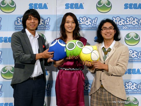 画像ギャラリー No.013のサムネイル画像 / 戸田恵梨香さんがロッチのお2人をゲームでもトークでも圧倒。本日(7月14日)発売の20周年記念タイトル「ぷよぷよ!!」CM完成披露会をレポート
