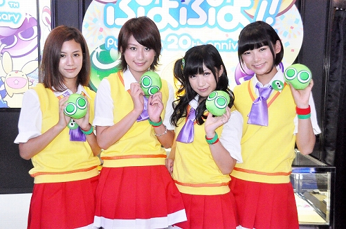 画像ギャラリー No.015のサムネイル画像 / ［TGS 2011］3DS/PSP/Wii版の発表もあった「ぷよぷよ！！」のステージイベントをレポート。ぷよぷよアイドリング!!!による3DS版「ぷよぷよ！！」体験も