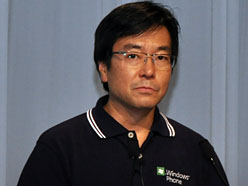 画像ギャラリー No.031のサムネイル画像 / 「Windows Phone 7.5」登場。第1弾は富士通東芝製のKDDI向け端末「IS12T」〜Xbox LIVE周りもいろいろ聞いてきた【詳報追加】
