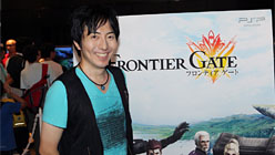 画像ギャラリー No.004のサムネイル画像 / ［TGS 2011］「幻想水滸伝」のサプライズもあった「FRONTIER GATE」のスペシャルステージをレポート。アメリカザリガニがどたばたマルチプレイ？