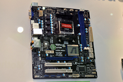 画像ギャラリー No.030のサムネイル画像 / ［COMPUTEX］Sandy Bridge-E対応のX79にLlano対応のA75などがズラリ。マザーボードベンダー各社が次期チップセット搭載製品を展示【画像追加】