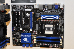 画像ギャラリー No.047のサムネイル画像 / ［COMPUTEX］Sandy Bridge-E対応のX79にLlano対応のA75などがズラリ。マザーボードベンダー各社が次期チップセット搭載製品を展示【画像追加】