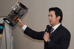 画像ギャラリー No.006のサムネイル画像 / MSI,X79搭載マザーボード3製品を発表。ゲーマー向け「Big Bang」シリーズの最新モデルも初披露