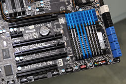 画像ギャラリー No.013のサムネイル画像 / ［COMPUTEX］GIGA-BYTE，「Ultra Durable 5」を発表。液冷時代に向けてマザーボード電源部の大幅な発熱低下を狙う