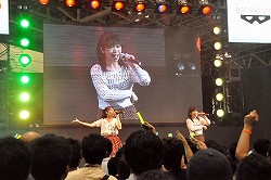 画像ギャラリー No.026のサムネイル画像 / 下田麻美さんと沼倉愛美さんによるミニライブも行われた，キャラホビ2011「ヴァイスシュヴァルツ ポータブル」ステージイベントをレポート
