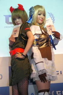 画像ギャラリー No.016のサムネイル画像 / [TGS 2011]世界中のアーティストが集結した「ソウルキャリバーV」，CIAブースで行われた，音楽中心のステージイベントレポート