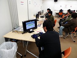 画像ギャラリー No.020のサムネイル画像 / 100名のソウルキャリバーファンが，最高のオンラインプレイを実体験。「ソウルキャリバーV ユーザー先行オンラインプレイ体験会」をレポート