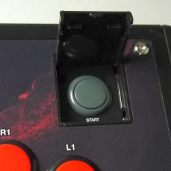 画像ギャラリー No.021のサムネイル画像 / 「ソウルキャリバーV」に適したアーケードスティックは? Mad CatzとHORIから登場した4製品を比べてみた