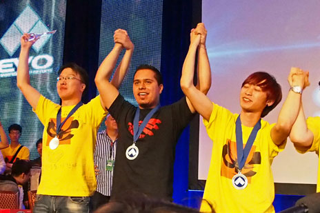 画像ギャラリー No.005のサムネイル画像 / ［EVO2012］韓国勢の活躍が目立った「EVO2012」最終日レポート。「ソウルキャリバーV」で優勝したデコポン選手のミニインタビューも掲載
