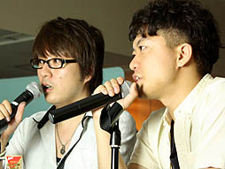 画像ギャラリー No.005のサムネイル画像 / ［EVO2012］日本勢の活躍で秋葉原が燃えた「EVO2012 Public Viewing in Japan」の模様をレポート。デコポン選手の優勝に，会場は熱く盛り上がる