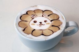 画像ギャラリー No.008のサムネイル画像 / 「Tree of Savior」サービス2周年を記念し，ラテアートの名店・リシューとコラボカフェを展開。プレオープンイベントをレポート