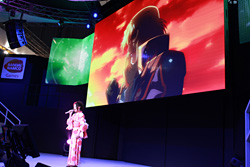 画像ギャラリー No.013のサムネイル画像 / ［TGS 2011］JAM Projectと美郷あきさんが熱唱！ バンダイナムコゲームスステージのトリを飾った「スパロボスペシャルライブ」