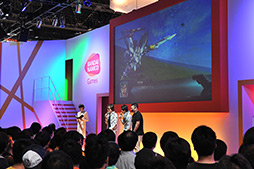 画像ギャラリー No.007のサムネイル画像 / ［TGS 2012］「第2次スーパーロボット大戦OG」イベントステージをレポート。初公開の戦闘シーンやJAM Projectのライブで大盛り上がり 