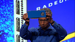 画像ギャラリー No.003のサムネイル画像 / ［SIGGRAPH］AMD，コンテンツ制作向けの青いグラフィックスカード「Radeon Pro」立ち上げ。容量1TBのSSDフレームバッファを持つ特別版「SSG」を予告