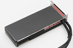 画像ギャラリー No.010のサムネイル画像 / 「Radeon Pro Duo」搭載PCを試す。デュアルFijiの「史上最速シングルカード」は誰のためのもの?