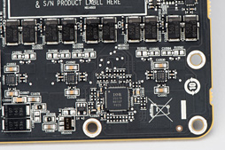 画像ギャラリー No.021のサムネイル画像 / 「Radeon Pro Duo」搭載PCを試す。デュアルFijiの「史上最速シングルカード」は誰のためのもの?