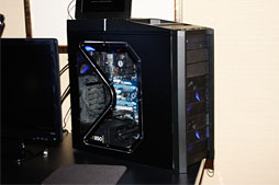 画像ギャラリー No.031のサムネイル画像 / AMDの第2世代A-Series APU「Trinity」,そのアーキテクチャを分析する