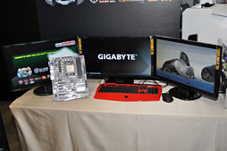 画像ギャラリー No.013のサムネイル画像 / ［COMPUTEX］デスクトップPC向けAPU「Trinity」に対応した「Socket FM2」マザーボードが登場