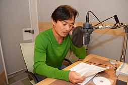 画像ギャラリー No.001のサムネイル画像 / 「メトロ ラストライト」の音声収録現場に密着。主人公アルチョム役のてらそままさきさんと,日本語版プロデューサーに聞く“ローカライズの極意”