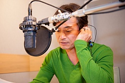 画像ギャラリー No.002のサムネイル画像 / 「メトロ ラストライト」の音声収録現場に密着。主人公アルチョム役のてらそままさきさんと,日本語版プロデューサーに聞く“ローカライズの極意”