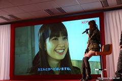画像ギャラリー No.010のサムネイル画像 / AKB48の小嶋陽菜さんとコジプロの小島秀夫監督のトークセッションも実現。「METAL GEAR SOLID HD EDITION」CM完成披露会をレポート