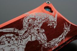 画像ギャラリー No.014のサムネイル画像 / 「ZONE OF THE ENDERS」仕様のジュラルミン製iPhoneケースが登場