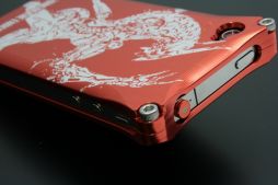 画像ギャラリー No.021のサムネイル画像 / 「ZONE OF THE ENDERS」仕様のジュラルミン製iPhoneケースが登場