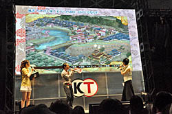 画像ギャラリー No.007のサムネイル画像 / ［TGS 2011］島 左近役の山田真一さんと，石田三成役の竹本英史さんも登場。人気投票の結果も発表されて盛り上がった「戦国無双3 Empires」ステージイベントをレポート