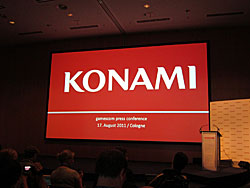 画像ギャラリー No.001のサムネイル画像 / ［Gamescom］オフザボールの動きまで徹底的に再現。「ワールドサッカー ウイニングイレブン 2012」の新要素などが明かされたKONAMIプレスカンファレンス