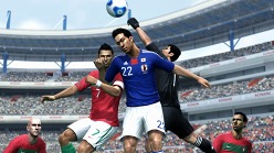 画像ギャラリー No.009のサムネイル画像 / 「ウイニングイレブン 2012」，PS3版の発売日は10月6日。新たなイメージキャラに日本代表・香川真司選手を起用（※21：20頃，ムービーを追加）