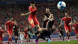 画像ギャラリー No.004のサムネイル画像 / PlayStation Awards 2012受賞作品が発表。50万本越えは「ウイイレ2012」「ガンダムEX VS.」「FF XIII-2」「ワンピース海賊無双」「バイオハザード6」