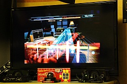 画像ギャラリー No.016のサムネイル画像 / リアルギターゲーム「ロックスミス」を思う存分プレイ。シダックスの5店舗で展開される「ロックスミスルーム」を先行体験してきた