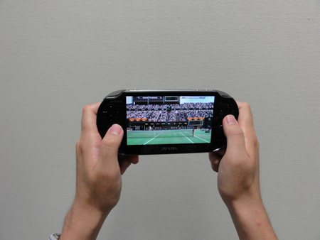 画像ギャラリー No.001のサムネイル画像 / 「パワースマッシュ4」モーションセンサーやカメラを使った新モード「VT APPS」を紹介。Vitaならではの機能を使った新たな楽しみとは?