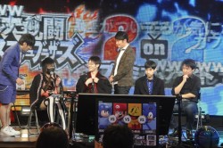 画像ギャラリー No.009のサムネイル画像 / 全16チームで頂点が争われた「大乱闘スマッシュブラザーズ 2on2プレミアムファイト」決勝トーナメント。桜井政博氏も登場して会場は大盛り上がり