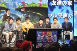 画像ギャラリー No.012のサムネイル画像 / 全16チームで頂点が争われた「大乱闘スマッシュブラザーズ 2on2プレミアムファイト」決勝トーナメント。桜井政博氏も登場して会場は大盛り上がり