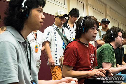 画像ギャラリー No.006のサムネイル画像 / ［EVO2015］「鉄拳7」でノビ選手が劇的優勝。「UMvC3」ではCross選手とRF選手が最終日の決勝トーナメントへ駒を進めたEVO2日目まとめ