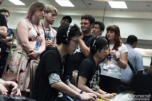 画像ギャラリー No.037のサムネイル画像 / ［EVO2015］「鉄拳7」でノビ選手が劇的優勝。「UMvC3」ではCross選手とRF選手が最終日の決勝トーナメントへ駒を進めたEVO2日目まとめ
