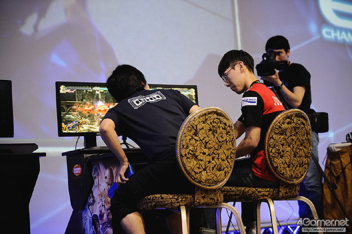 画像ギャラリー No.044のサムネイル画像 / ［EVO2015］「鉄拳7」でノビ選手が劇的優勝。「UMvC3」ではCross選手とRF選手が最終日の決勝トーナメントへ駒を進めたEVO2日目まとめ