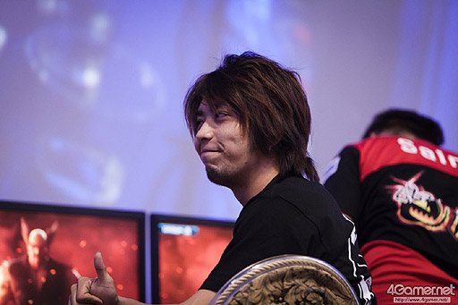 画像ギャラリー No.050のサムネイル画像 / ［EVO2015］「鉄拳7」でノビ選手が劇的優勝。「UMvC3」ではCross選手とRF選手が最終日の決勝トーナメントへ駒を進めたEVO2日目まとめ