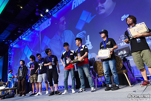 画像ギャラリー No.055のサムネイル画像 / ［EVO2015］「鉄拳7」でノビ選手が劇的優勝。「UMvC3」ではCross選手とRF選手が最終日の決勝トーナメントへ駒を進めたEVO2日目まとめ