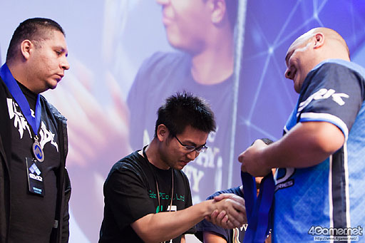 画像ギャラリー No.062のサムネイル画像 / ［EVO2015］「鉄拳7」でノビ選手が劇的優勝。「UMvC3」ではCross選手とRF選手が最終日の決勝トーナメントへ駒を進めたEVO2日目まとめ