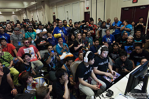 画像ギャラリー No.077のサムネイル画像 / ［EVO2015］「鉄拳7」でノビ選手が劇的優勝。「UMvC3」ではCross選手とRF選手が最終日の決勝トーナメントへ駒を進めたEVO2日目まとめ