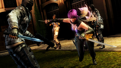 画像ギャラリー No.015のサムネイル画像 / シリーズファン納得の難度と爽快感――Wii U「NINJA GAIDEN 3: Razor's Edge」を先行プレイ。プレイアブルになって鮮血を浴びるあやねの姿も妖艶だ