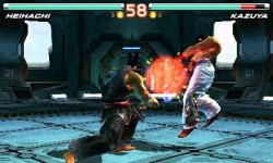 画像ギャラリー No.021のサムネイル画像 / アーケードから“ヤング平八”が飛び入り参戦。2012年2月16日発売の「鉄拳 3D プライムエディション」，ネット対戦やタッチ入力など新情報が公開