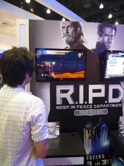 画像ギャラリー No.006のサムネイル画像 / ［E3 2013］「ドラゴンズクラウン」神谷盛治氏と「真・女神転生IV」土居政之氏のサイン会に海外ファンが殺到。試遊台も盛況だったアトラスブースレポート