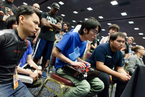 画像ギャラリー No.007のサムネイル画像 / ［EVO2014］ときど選手の活躍なるか。「KOF XIII」決勝を含む「Evolution 2014」2日目まとめ。「UMvC3」「BBCP」などの予選にも注目