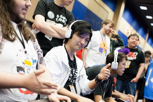 画像ギャラリー No.015のサムネイル画像 / ［EVO2014］ときど選手の活躍なるか。「KOF XIII」決勝を含む「Evolution 2014」2日目まとめ。「UMvC3」「BBCP」などの予選にも注目