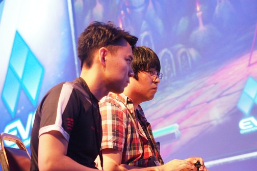 画像ギャラリー No.035のサムネイル画像 / ［EVO2014］ときど選手の活躍なるか。「KOF XIII」決勝を含む「Evolution 2014」2日目まとめ。「UMvC3」「BBCP」などの予選にも注目