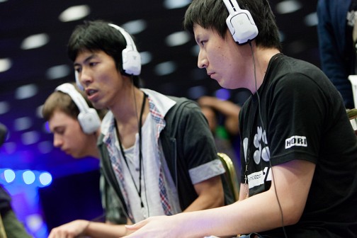 画像ギャラリー No.043のサムネイル画像 / ［EVO2014］ときど選手の活躍なるか。「KOF XIII」決勝を含む「Evolution 2014」2日目まとめ。「UMvC3」「BBCP」などの予選にも注目